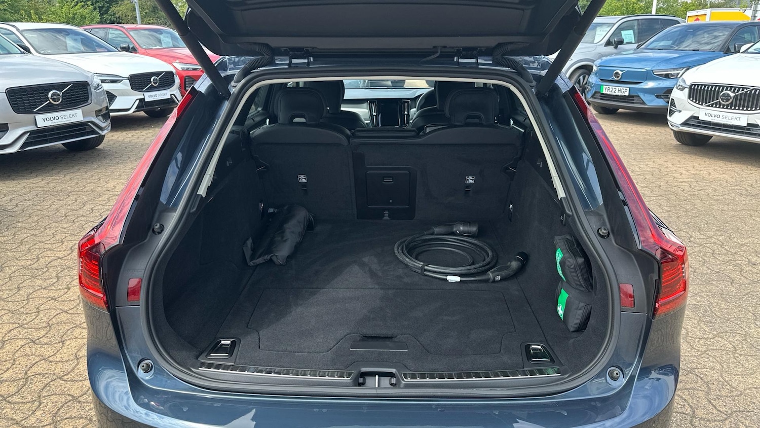 Used Volvo V90 2024 for sale - 76306483: Photo 13