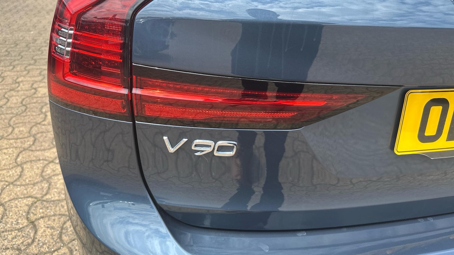 Used Volvo V90 2024 for sale - 76306483: Photo 36