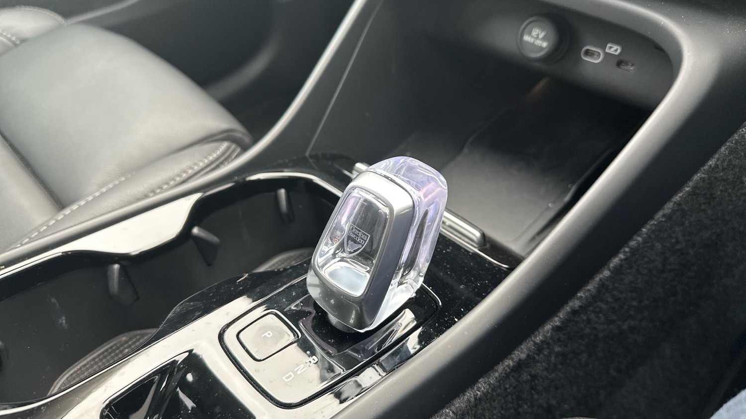 Used Volvo XC40 2024 for sale - 76307423: Photo 14