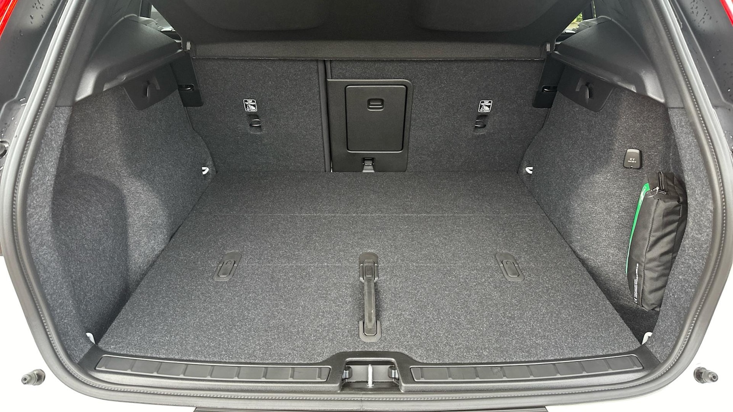 Used Volvo XC40 2024 for sale - 76307423: Photo 17