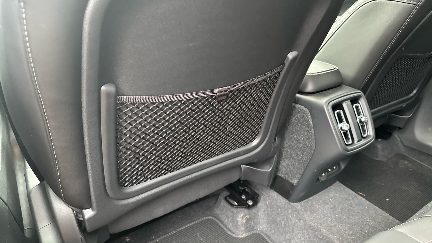 Used Volvo XC40 2024 for sale - 76307423: Photo 49