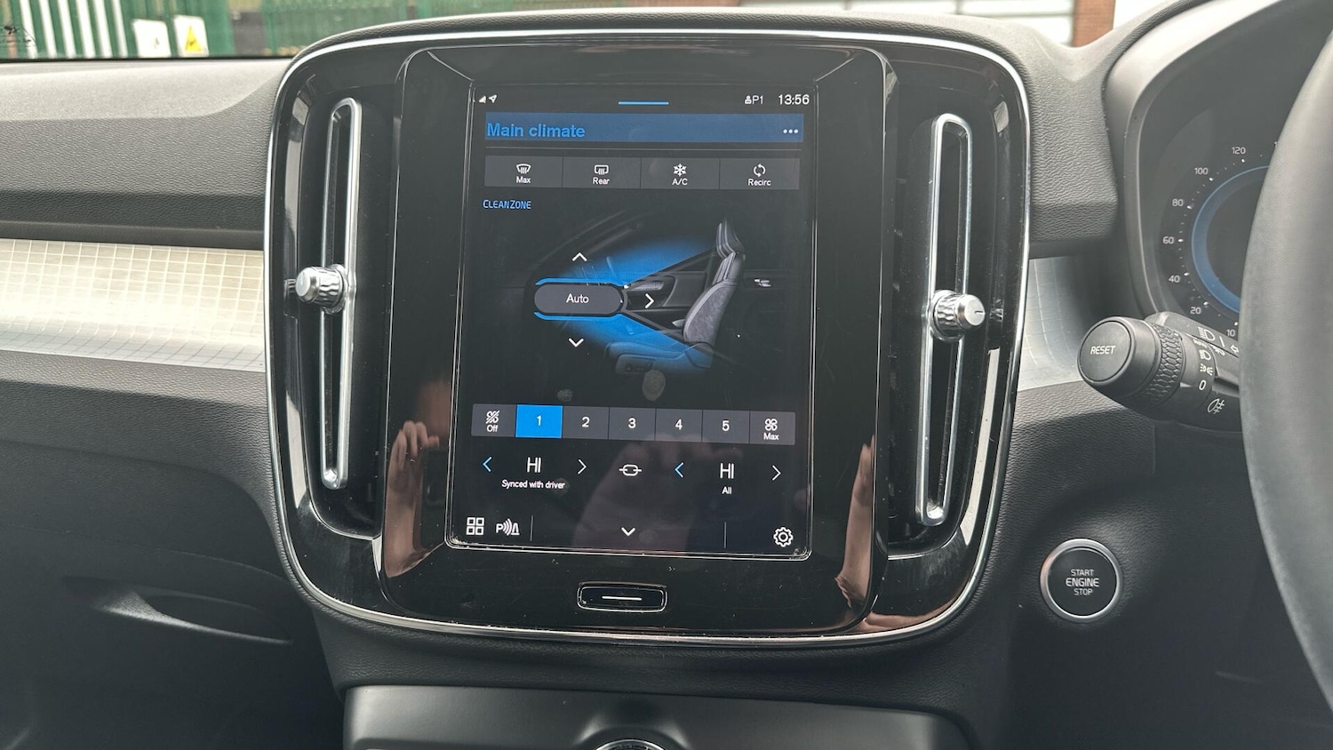 Used Volvo XC40 2022 for sale - 76306497: Photo 47