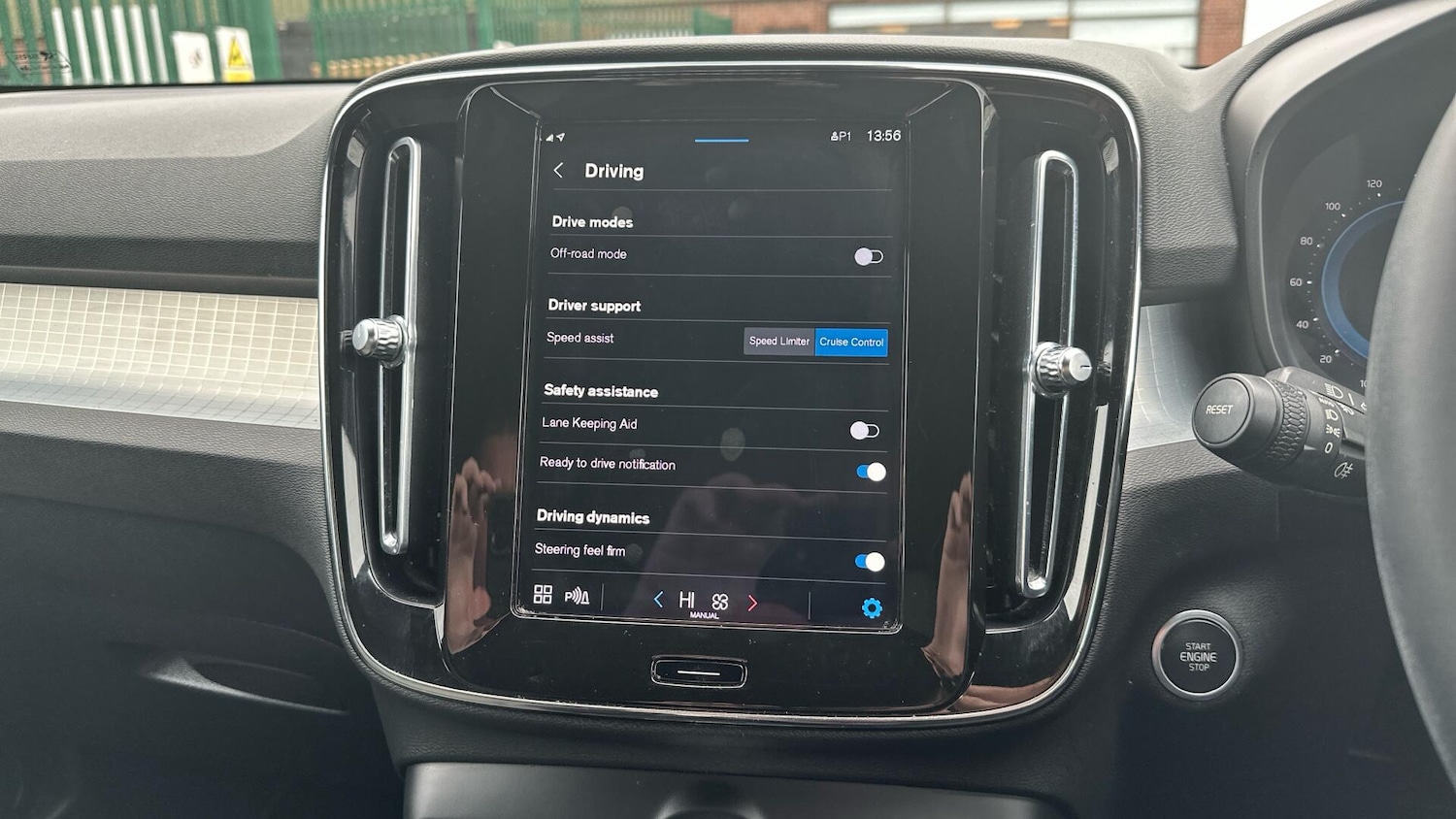 Used Volvo XC40 2022 for sale - 76306497: Photo 49