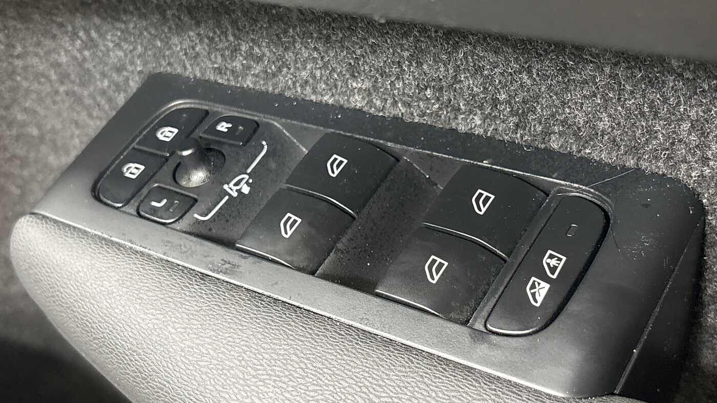 Used Volvo XC40 2022 for sale - 77538339: Photo 24