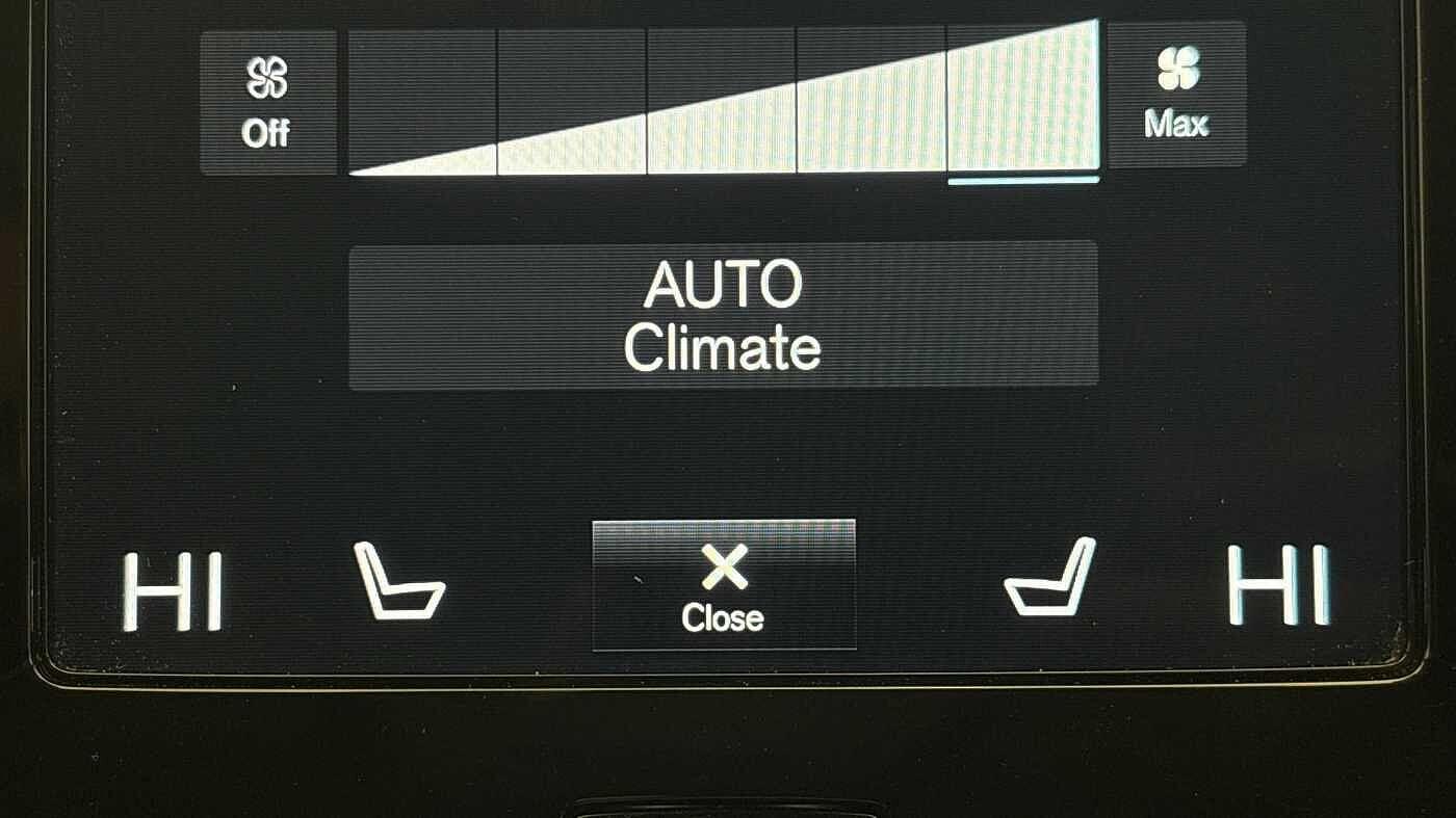 Used Volvo XC40 2022 for sale - 77538339: Photo 39