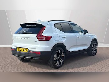 Used Volvo XC40 2025 for sale - 77908825: Photo