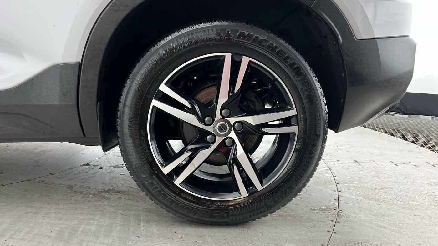 Used Volvo XC40 2021 for sale - 77074227: Photo 4