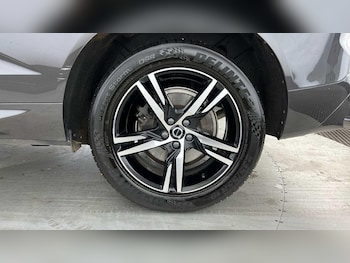 Used Volvo XC60 2022 for sale - 78989081: Photo