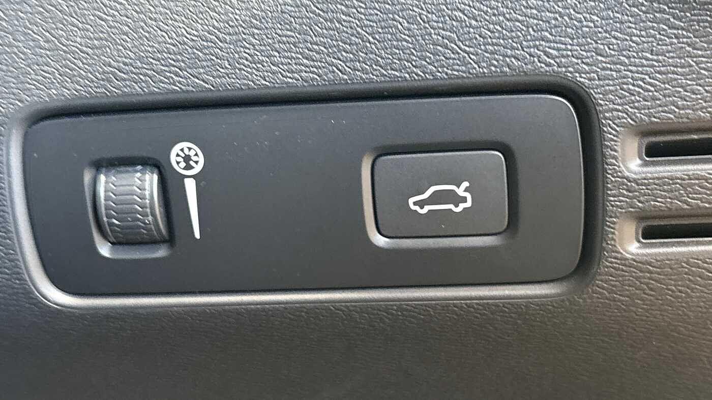 Used Volvo XC40 2021 for sale - 77673149: Photo 27