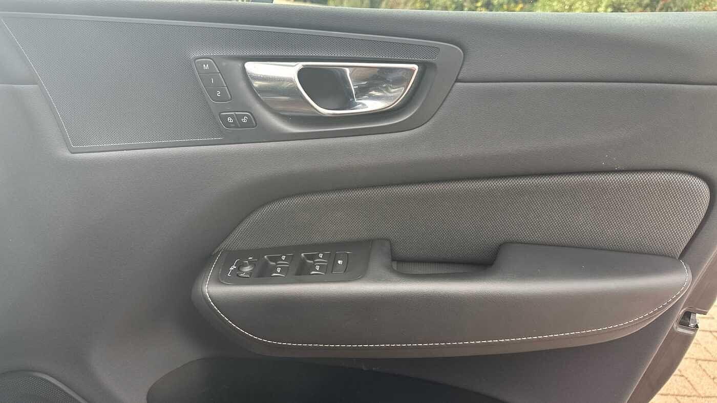 Used Volvo XC60 2021 for sale - 76634108: Photo 31