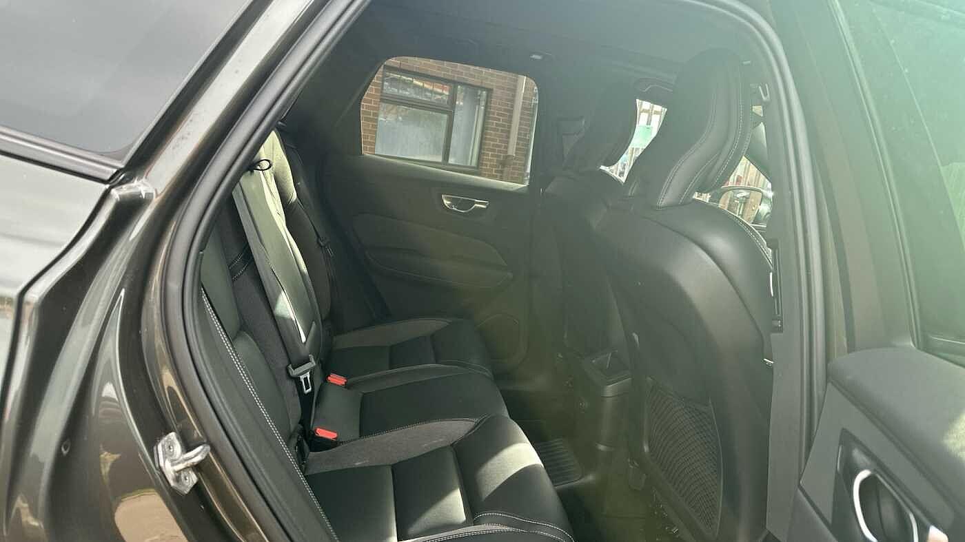 Used Volvo XC60 2021 for sale - 76634108: Photo 8