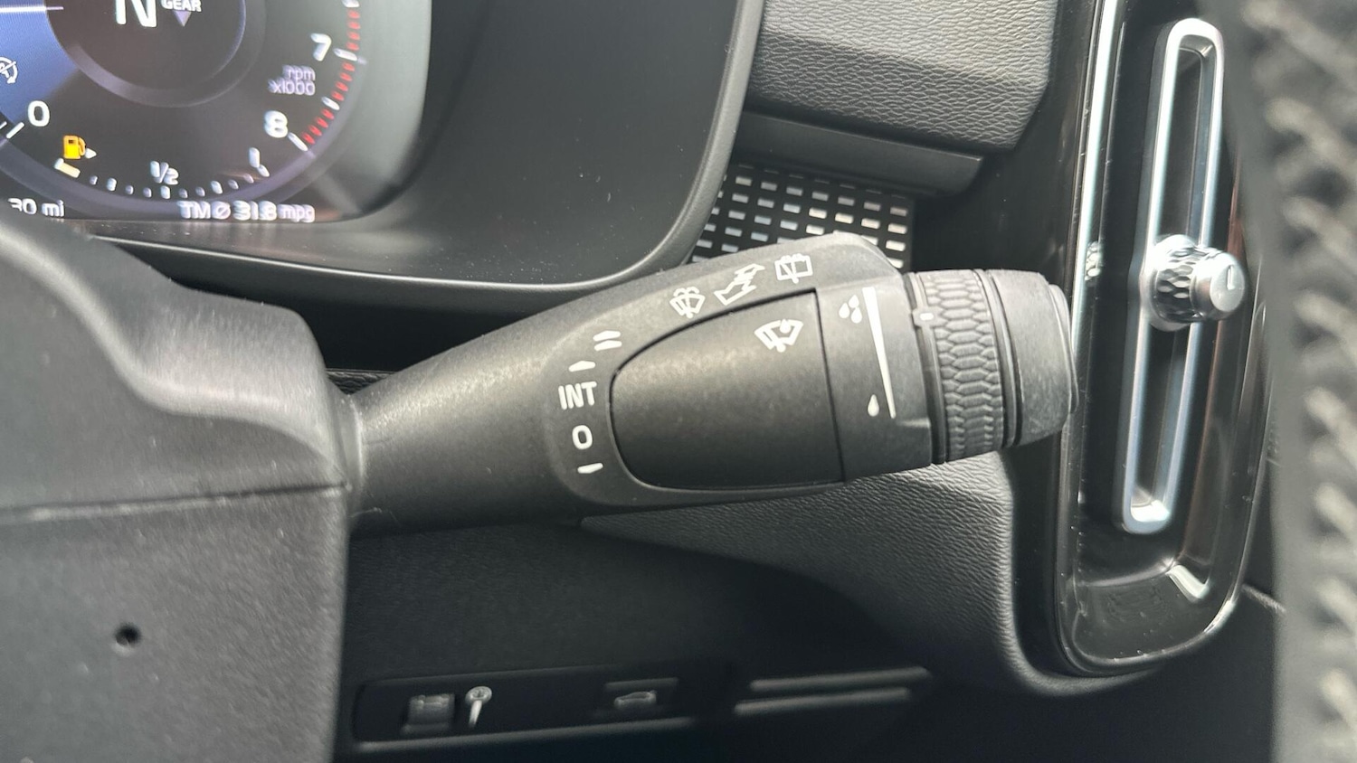 Used Volvo XC40 2021 for sale - 76360300: Photo 19