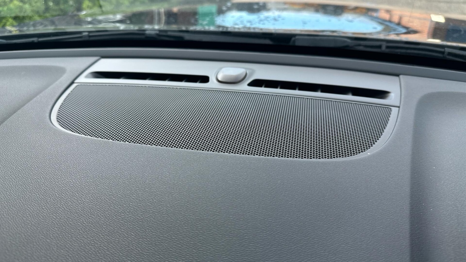 Used Volvo XC40 2021 for sale - 76360300: Photo 21