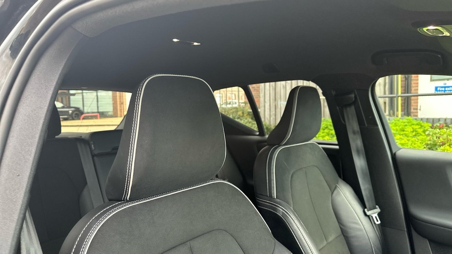 Used Volvo XC40 2021 for sale - 76360300: Photo 27