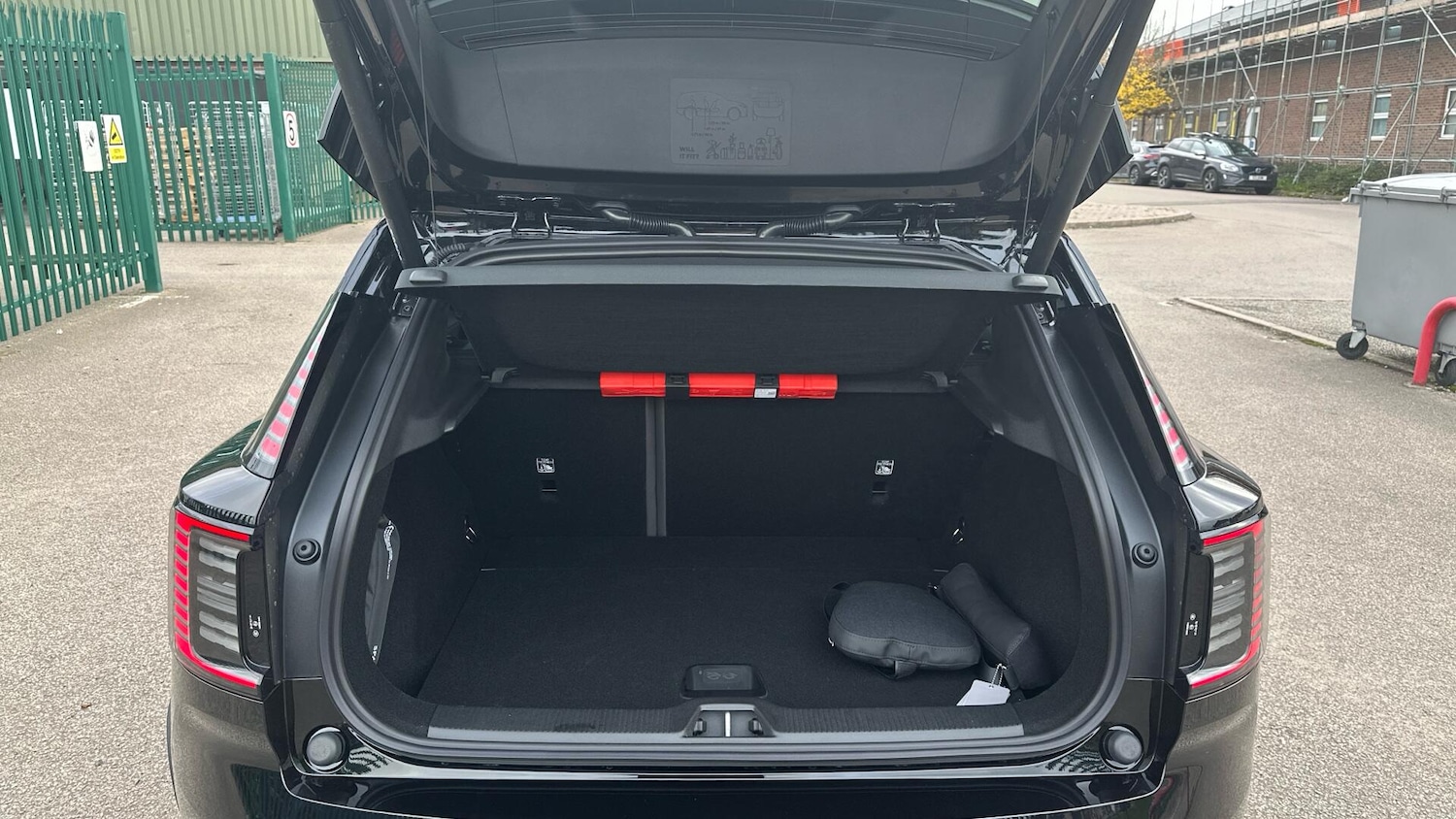 Used Volvo EX30 2025 for sale - 76307554: Photo 13