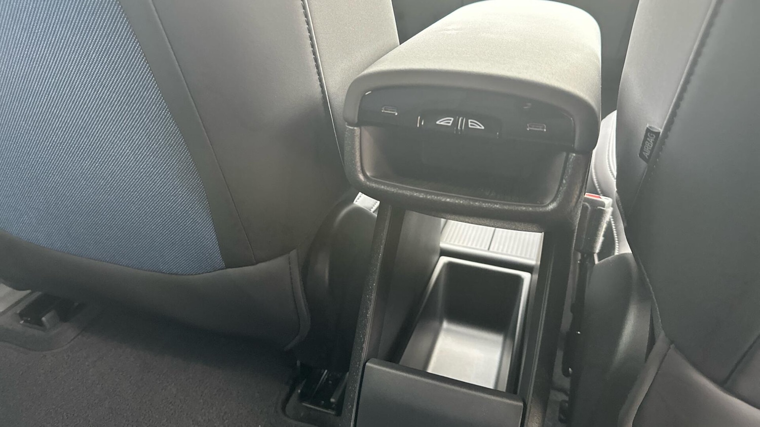 Used Volvo EX30 2025 for sale - 76307554: Photo 31