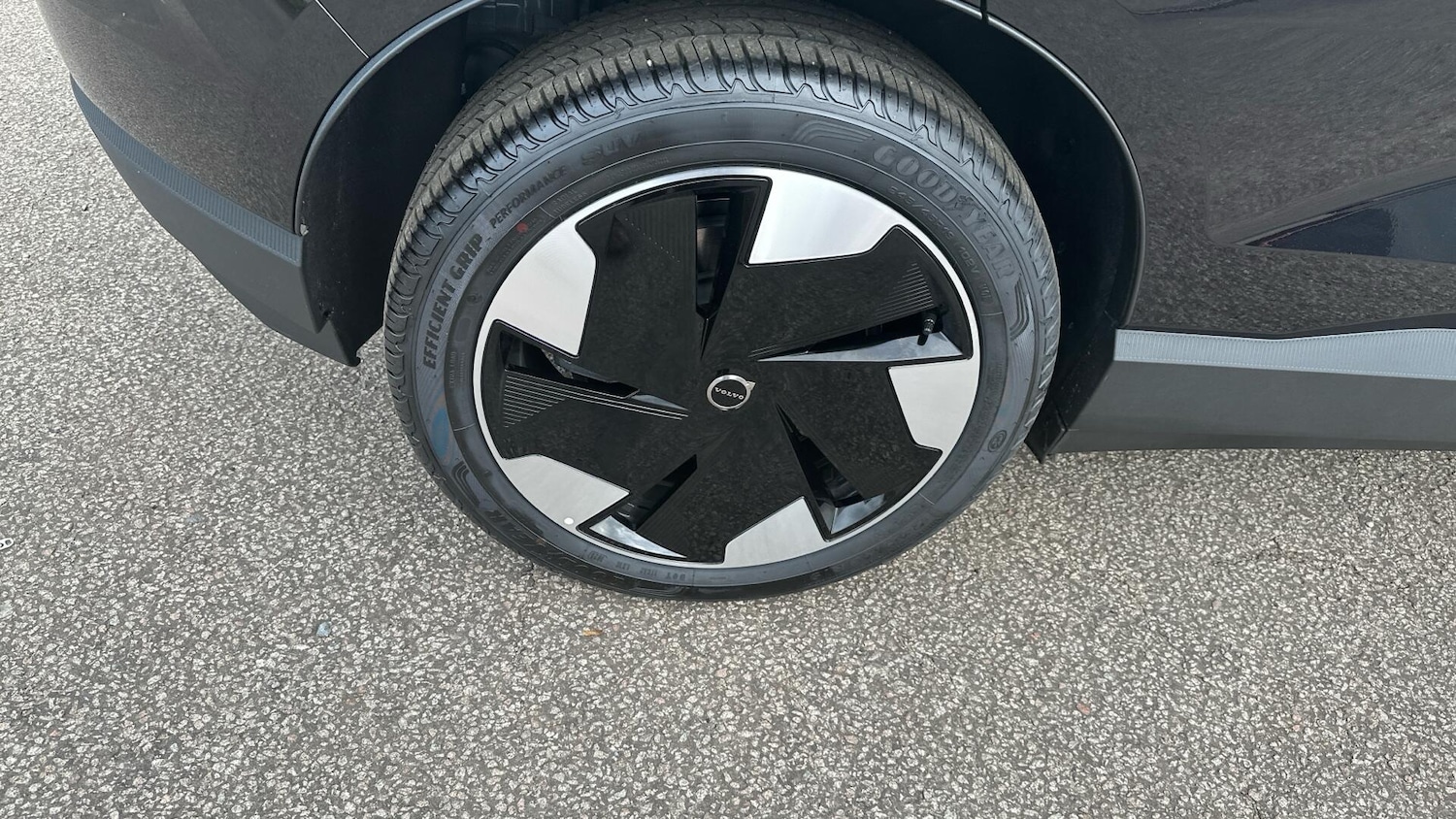 Used Volvo EX30 2025 for sale - 76307554: Photo 32