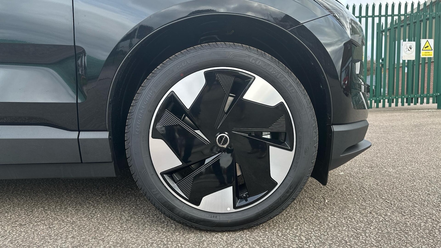 Used Volvo EX30 2025 for sale - 76307554: Photo 9