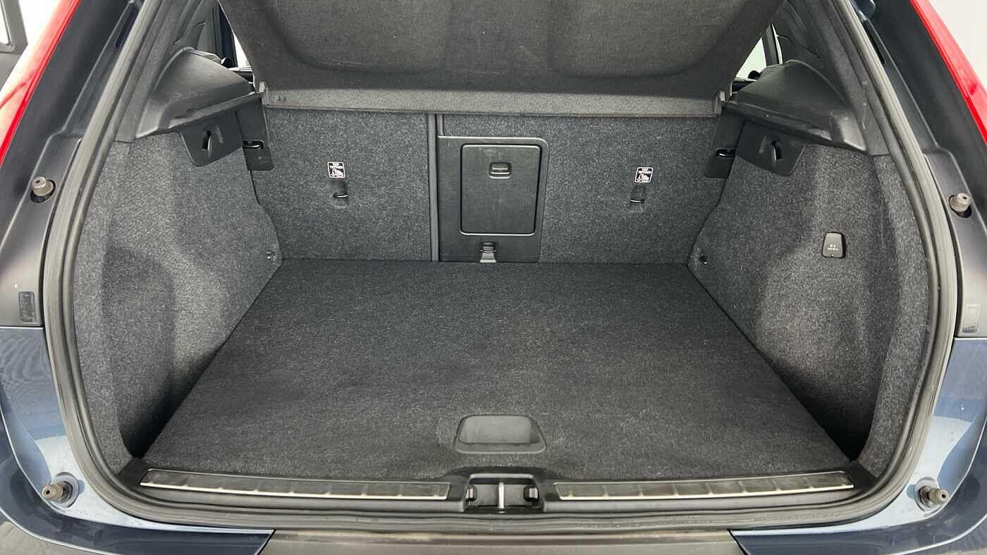 Used Volvo XC40 for sale - 77511374: Photo 5