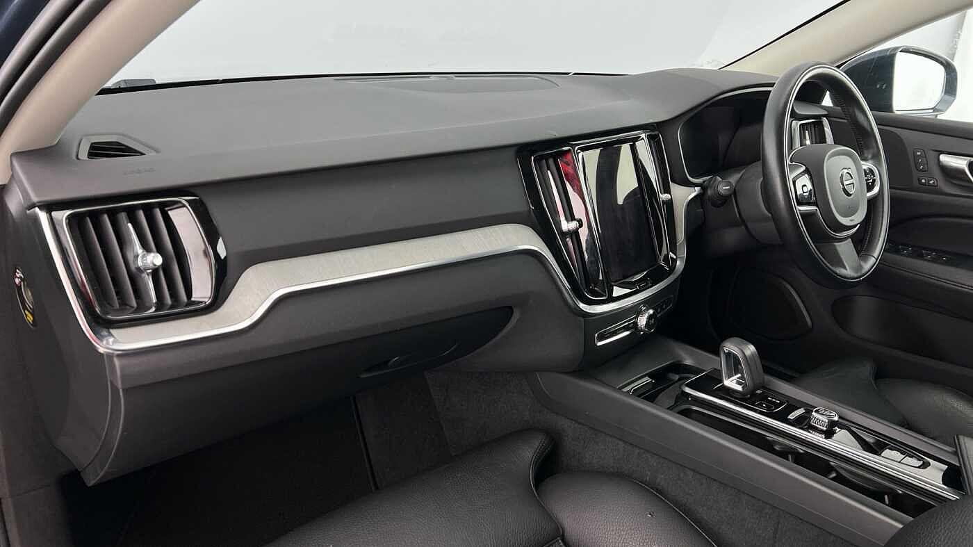 Used Volvo V60 Cross Country 2021 for sale - 77091078: Photo 8