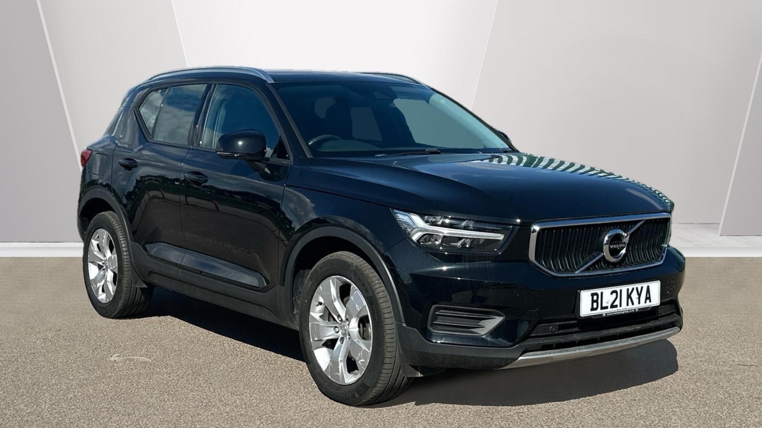 Used Volvo XC40 2021 for sale - 76549213: Photo 1
