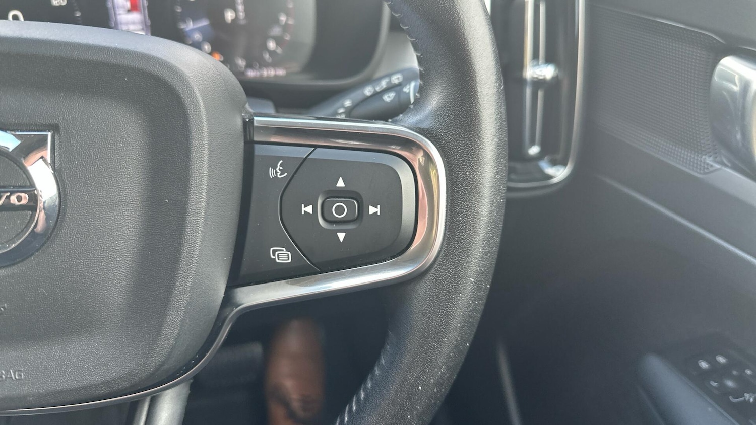 Used Volvo XC40 2021 for sale - 76549213: Photo 19