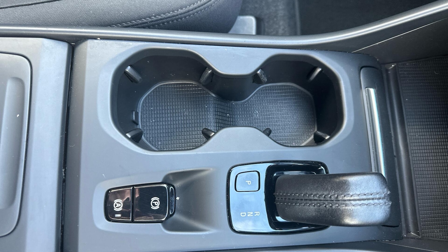 Used Volvo XC40 2021 for sale - 76549213: Photo 29