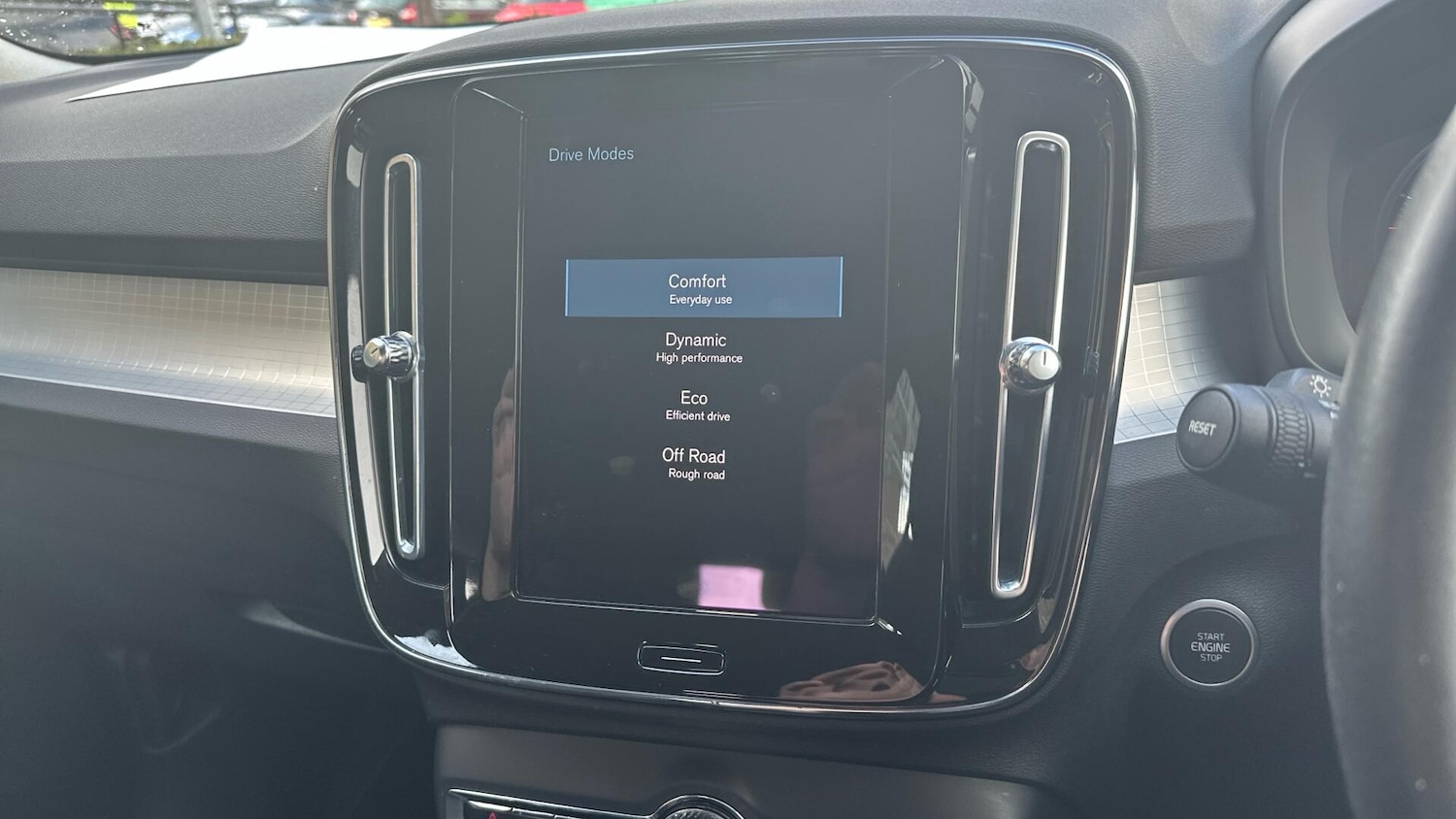 Used Volvo XC40 2021 for sale - 76549213: Photo 47