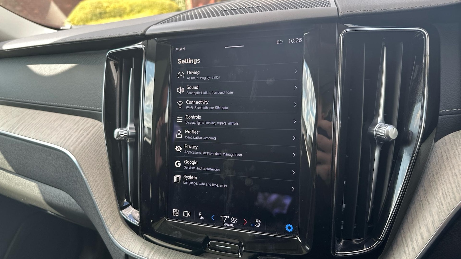 Used Volvo XC60 2022 for sale - 76307809: Photo 16