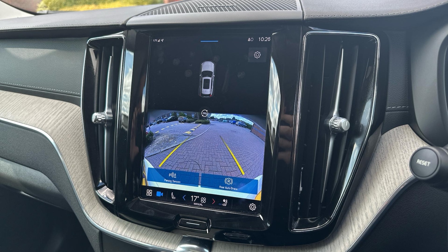 Used Volvo XC60 2022 for sale - 76307809: Photo 18