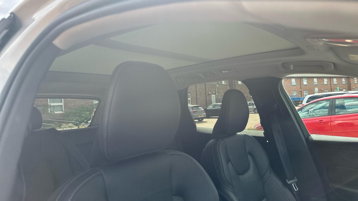 Used Volvo XC60 2022 for sale - 76307809: Photo 30