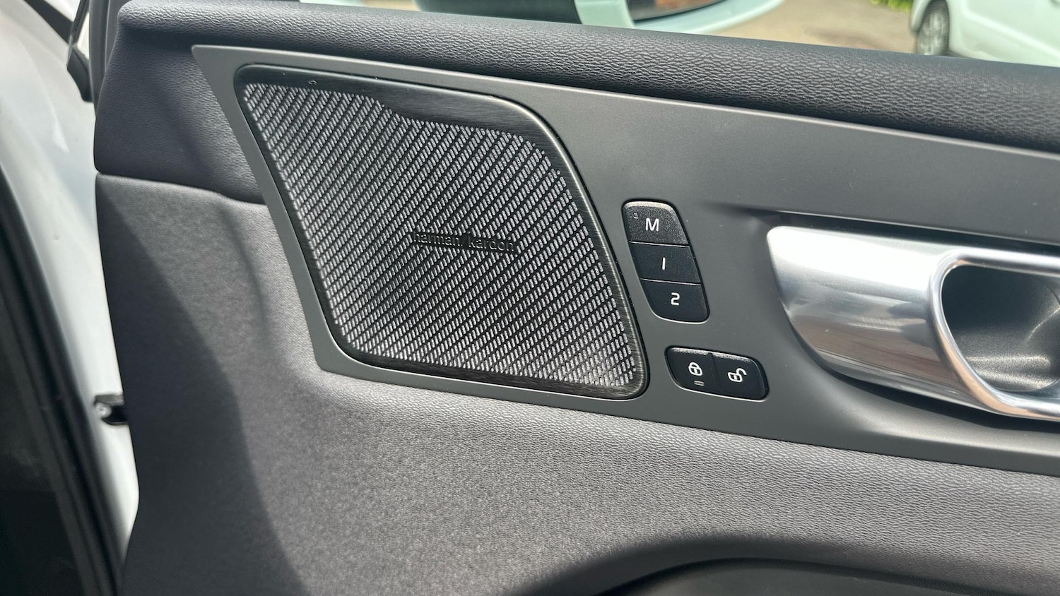 Used Volvo XC60 2022 for sale - 76307809: Photo 35