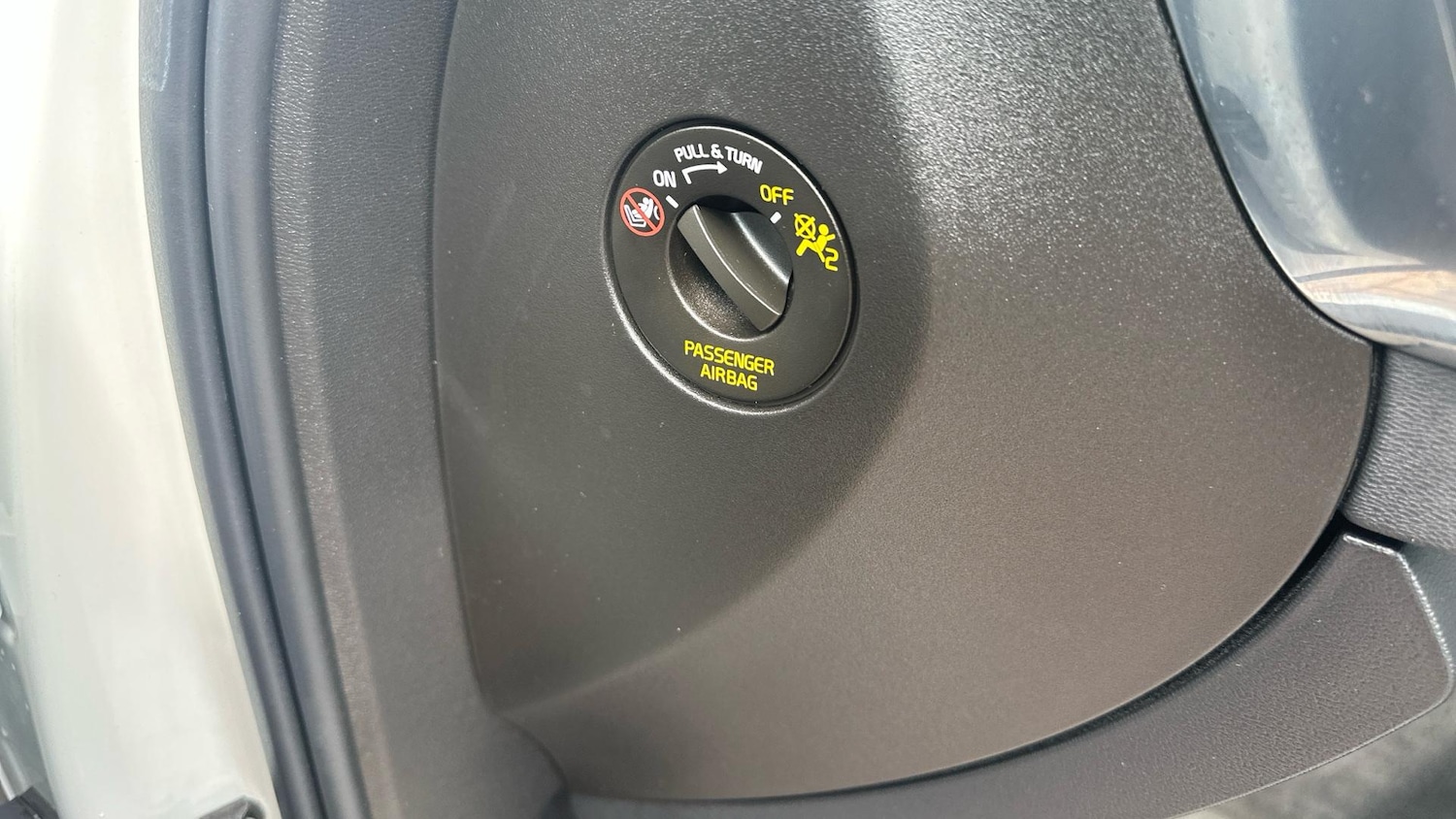 Used Volvo XC60 2022 for sale - 76307809: Photo 49