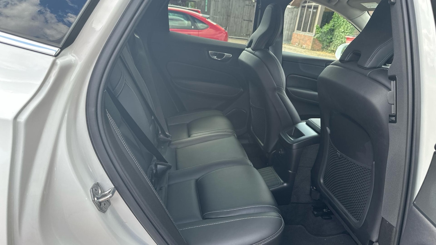 Used Volvo XC60 2022 for sale - 76307809: Photo 6