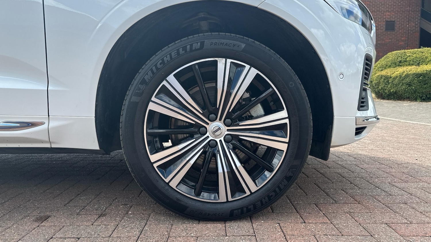 Used Volvo XC60 2022 for sale - 76307809: Photo 9