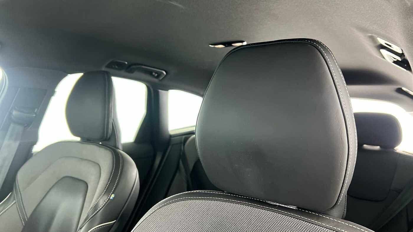 Used Volvo XC60 2021 for sale - 76446547: Photo 11