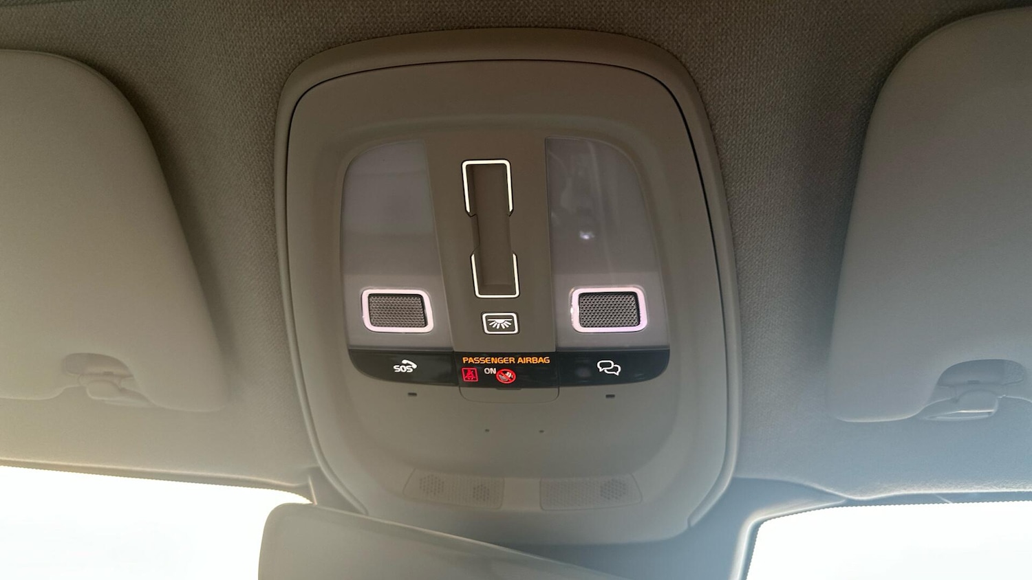 Used Volvo XC40 2025 for sale - 76913491: Photo 25