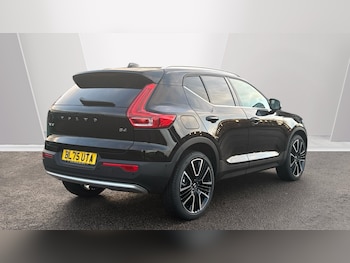 Used Volvo XC40 2025 for sale - 76913491: Photo