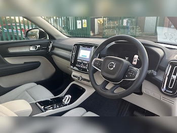 Used Volvo XC40 2025 for sale - 76913491: Photo