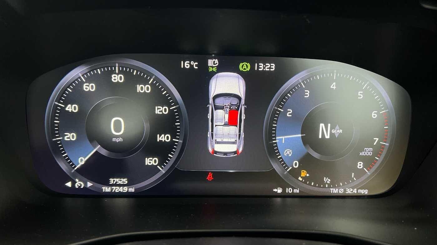 Used Volvo XC40 2022 for sale - 78047999: Photo 9