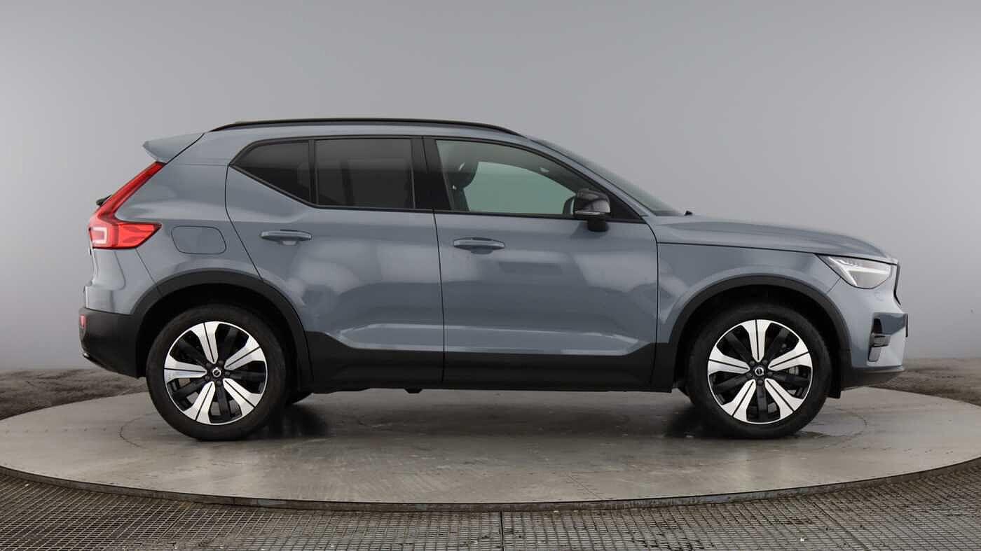 Used Volvo XC40 2022 for sale - 77074294: Photo 2