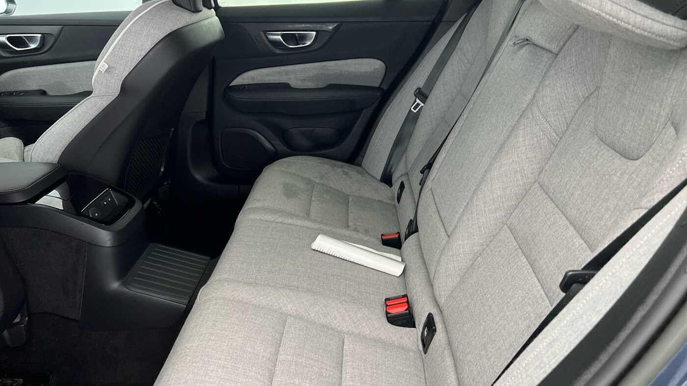 Used Volvo V60 2022 for sale - 77673063: Photo 7