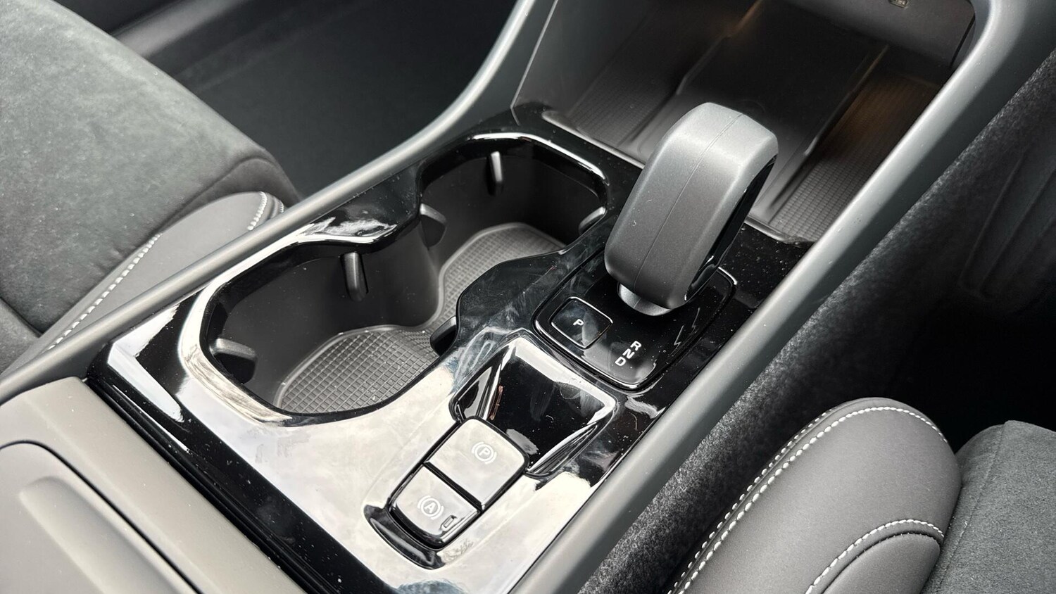 Used Volvo XC40 2026 for sale - 77723013: Photo 16