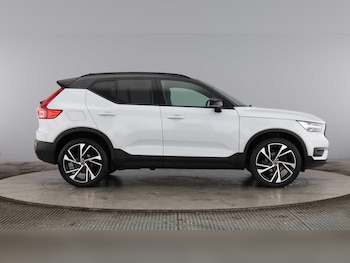 Used Volvo XC40 2020 for sale - 76432041: Photo