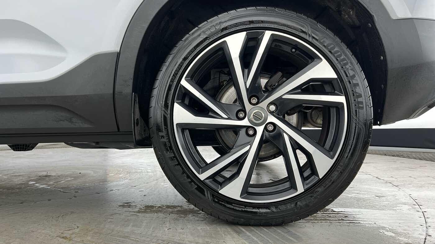 Used Volvo XC40 2020 for sale - 76432041: Photo 4