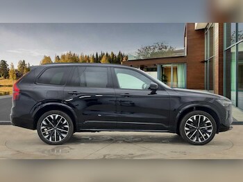 Used Volvo XC90 2025 for sale - 77267531: Photo