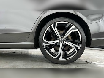 Used Volvo V60 2022 for sale - 78046967: Photo