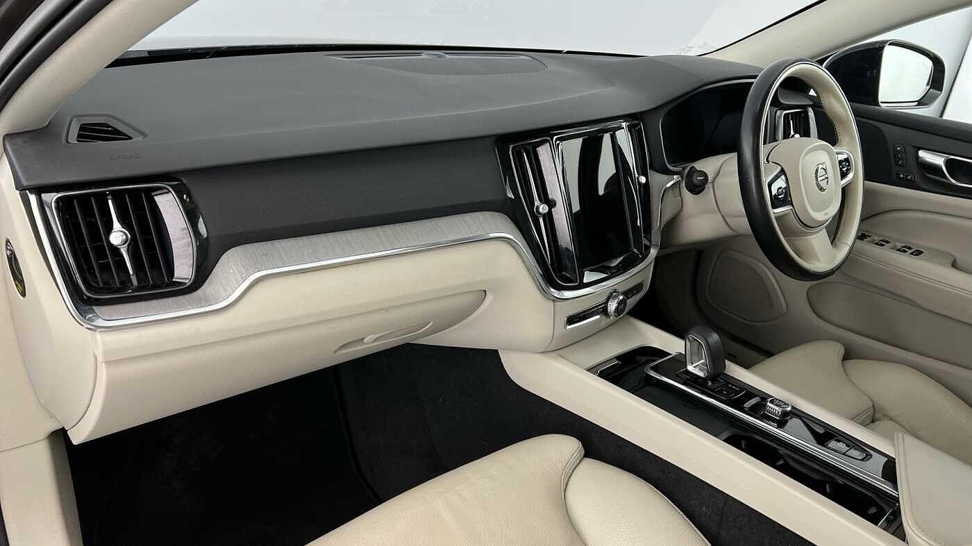 Used Volvo V60 2022 for sale - 78046967: Photo 6