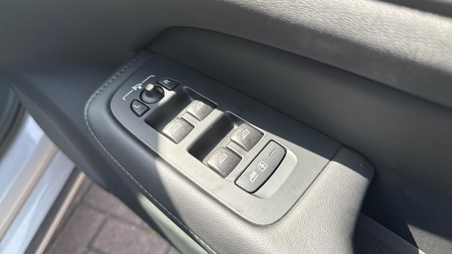 Used Volvo V60 2025 for sale - 76306981: Photo 22