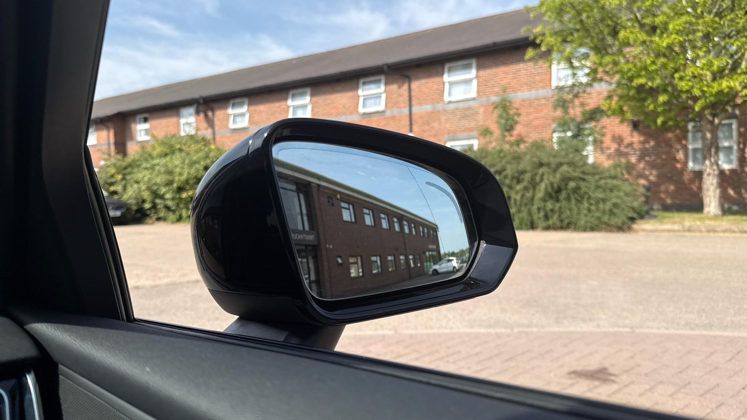 Used Volvo V60 2025 for sale - 76306981: Photo 29